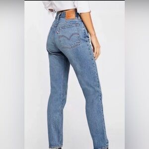LEVI’S®️ Wedgie Denim Jeans